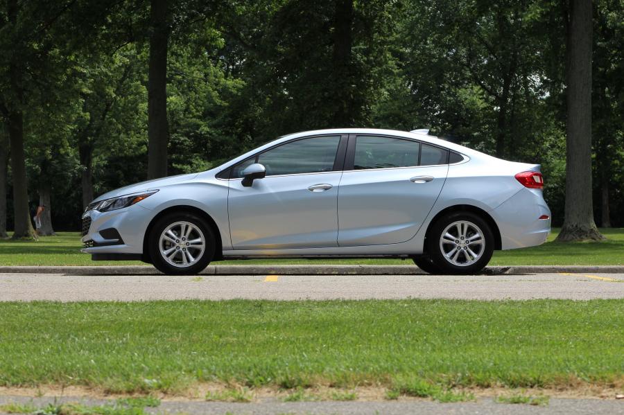  Chevrolet Cruze Diesel 2017 года  (NA) (фото 20 из 52)